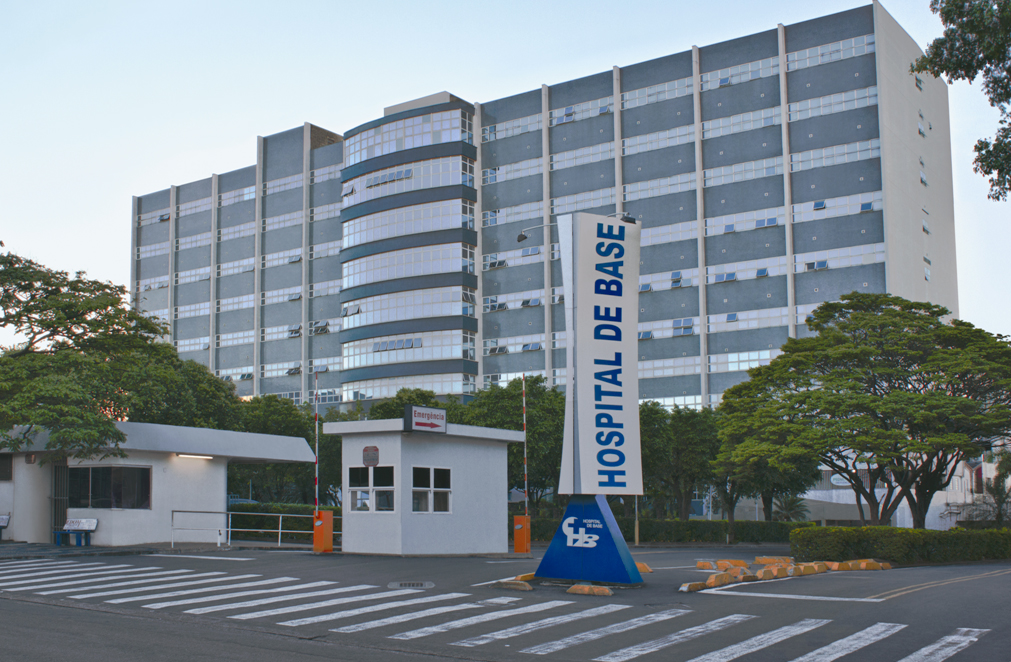 Assembleia define negociação coletiva no Hospital de Base Rio Preto.